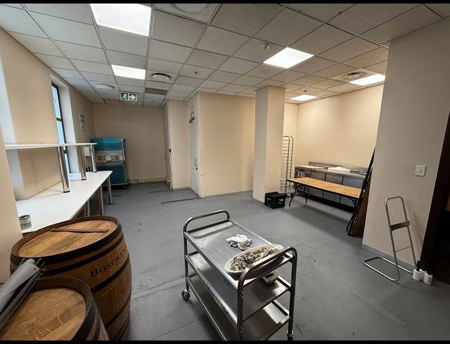 288M² OFFICE TO LET IN ROSEBANK